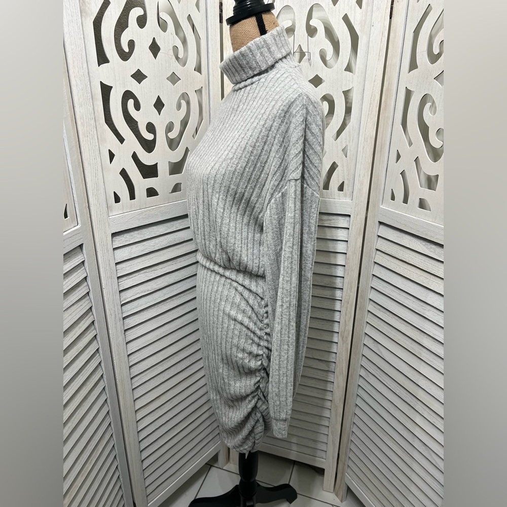 Commense Mock Neck Ribbed Short Dress - Picture 10 of 12